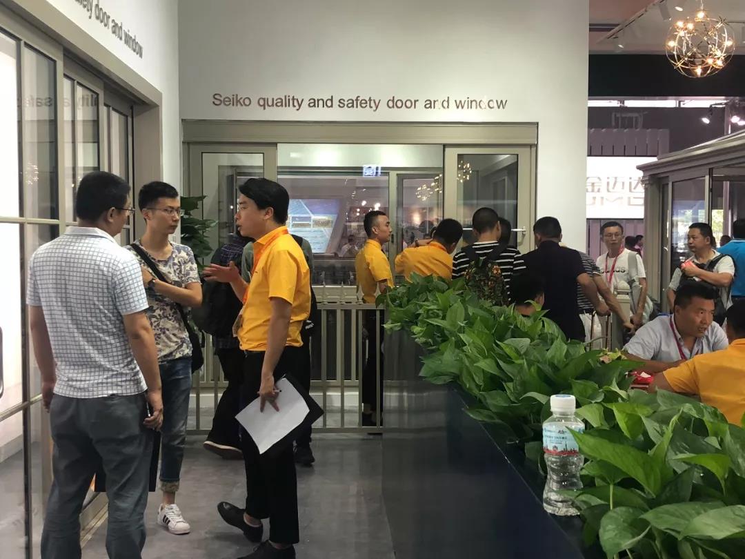 1539074946125467.jpg 3.jpg