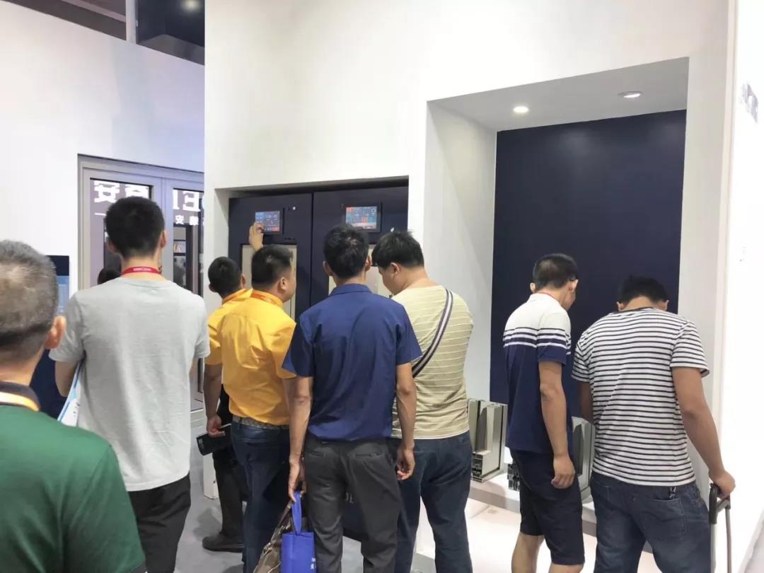 1539241402767385.jpg 5.jpg